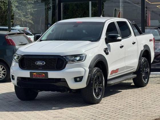 FORD RANGER 3.2 FX4 4X4 CD 20V DIESEL 4P AUTOMÁTICO FORD RANGER 3.2 FX4 4X4 CD 20V DIESEL 4P AUTOMÁTICO